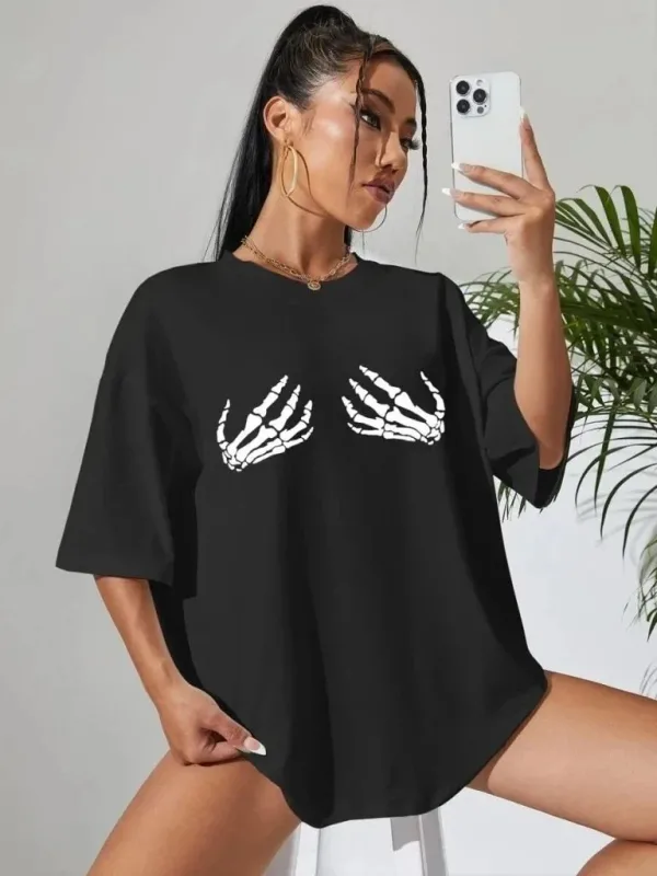 Női Fekete Oversize Kerékpárnyakú Nyomott Póló 3