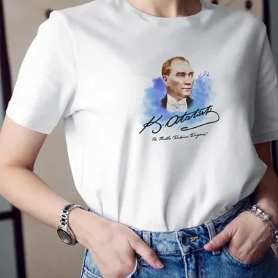 Ženska bela bicikli kragna Ataturk štampana kratkih rukava majica 1