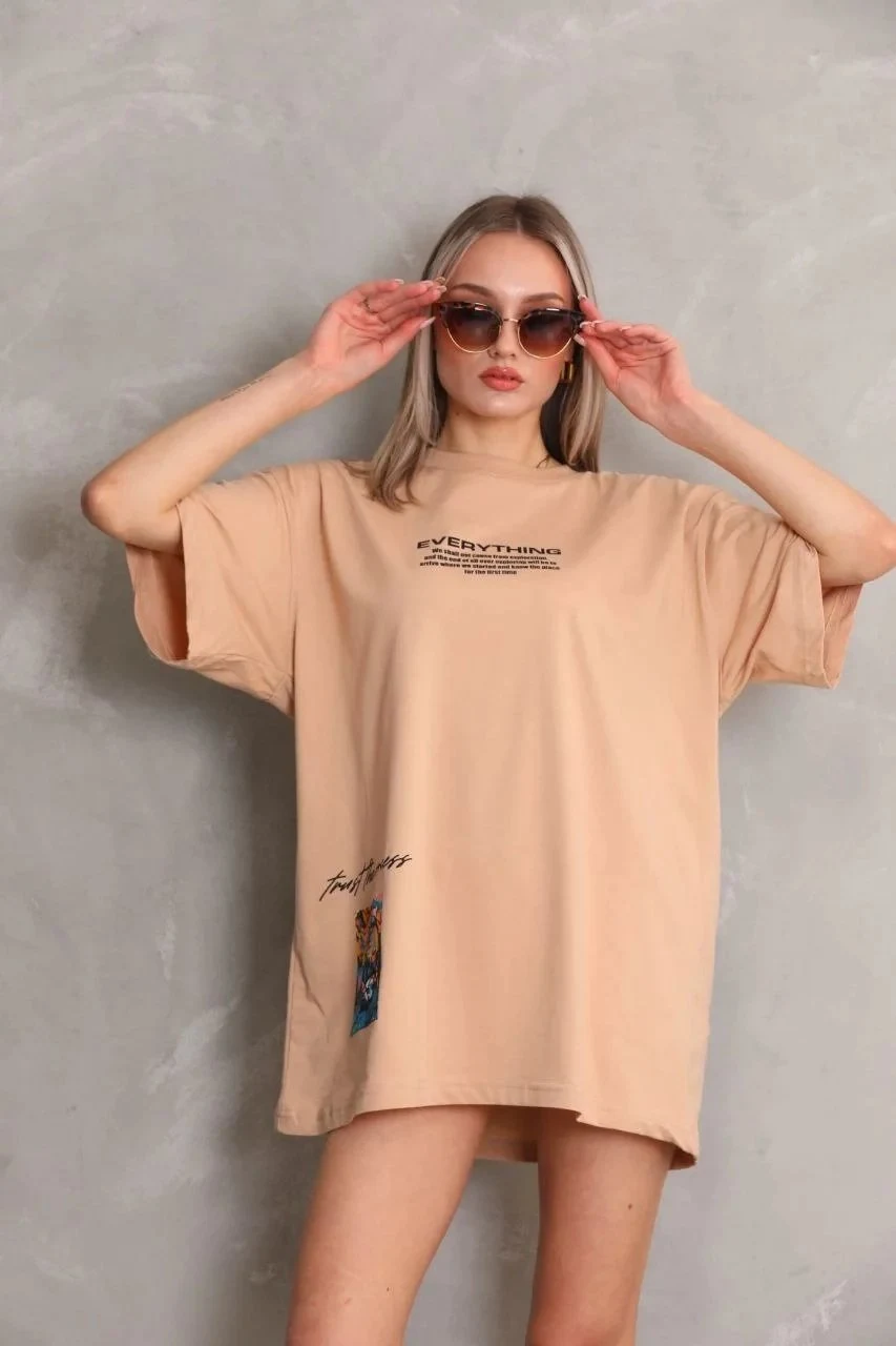 Γυναικείο Μπεζ Oversize Στρογγυλό Λαιμό Τυπωμένο Κοντομάνικο Μπλουζάκι