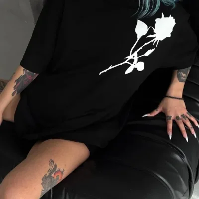 Γυναικείο Μαύρο Oversize Στρογγυλό Λαιμό Τυπωμένο Κοντομάνικο Μπλουζάκι 1