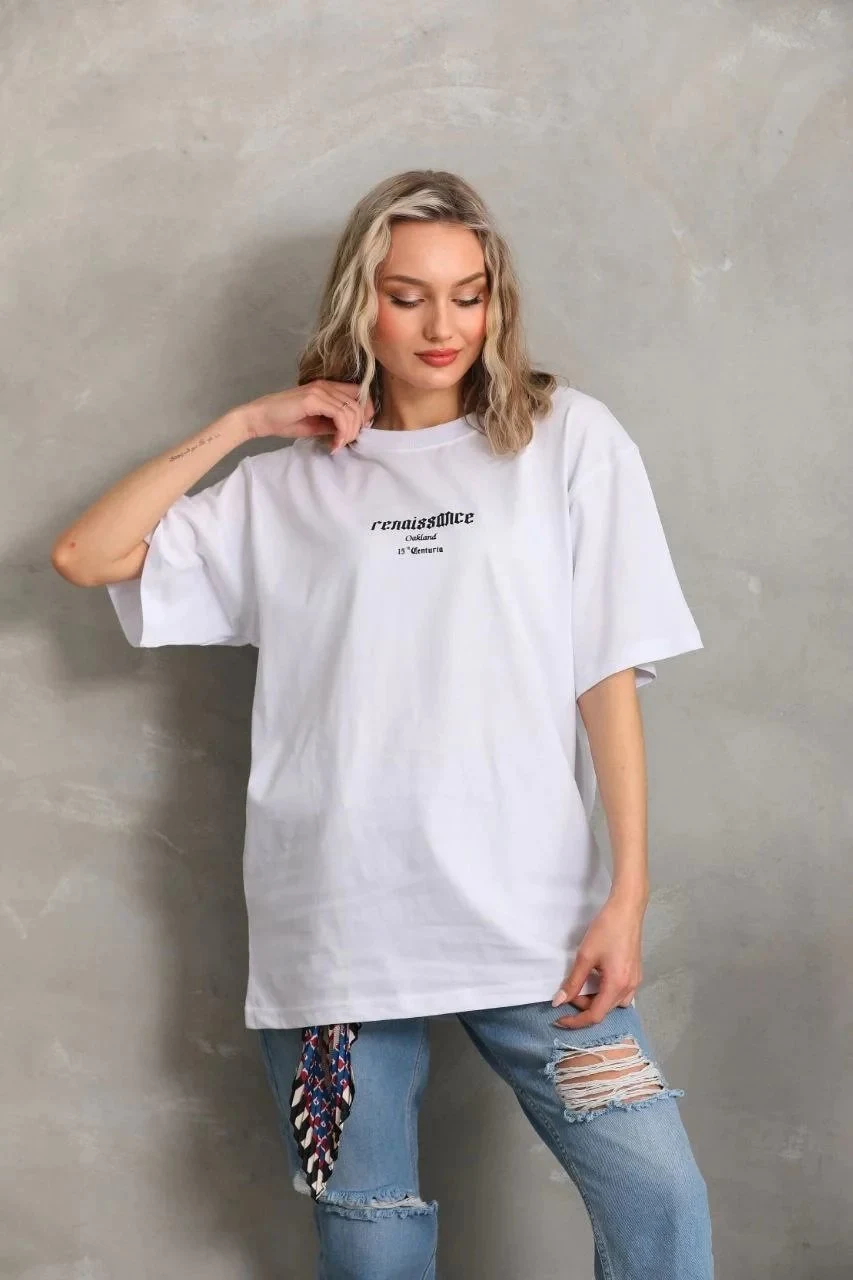 Женски бел Oversize бициклистички врат со печатење летна маица