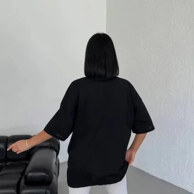 Ženska crna oversize bicikli kragna štampana majica 2