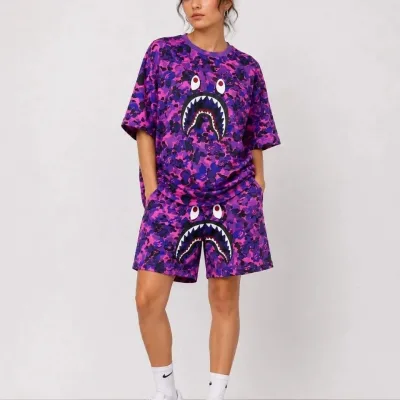 Set për femra, bluzë oversize me qëndisje dhe pantallona të shkurtra me xhepa ngjyrë vjollcë 2