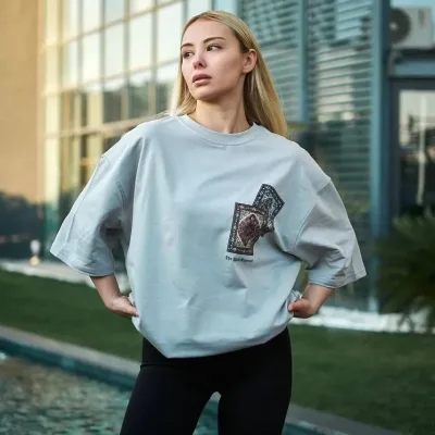 Ženska siva oversize bicikli kragna štampana kratkih rukava majica 1