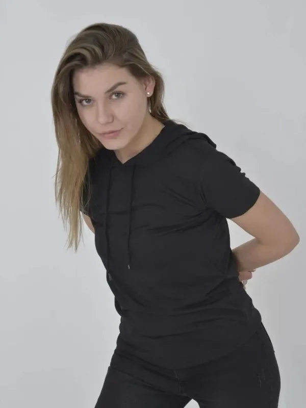 Женски црн Slimfit бициклистички врат краток ракав со качулка маица 2