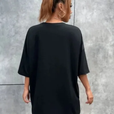 Női Fekete Oversize Pillangó Nyomott Rövid Ujjú Póló 2