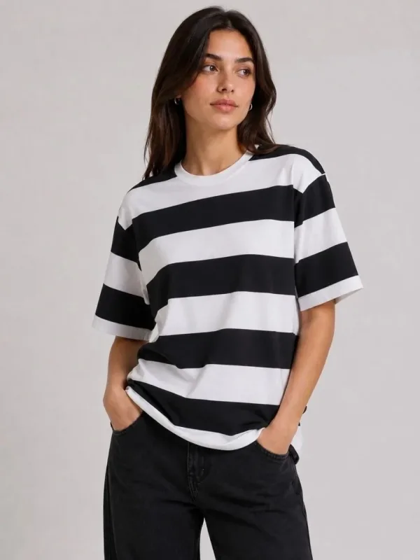 Γυναικείο Μαύρο Oversize Ποδήλατο Λαιμό Ριγέ Κοντομάνικο Τ-Shirt 3