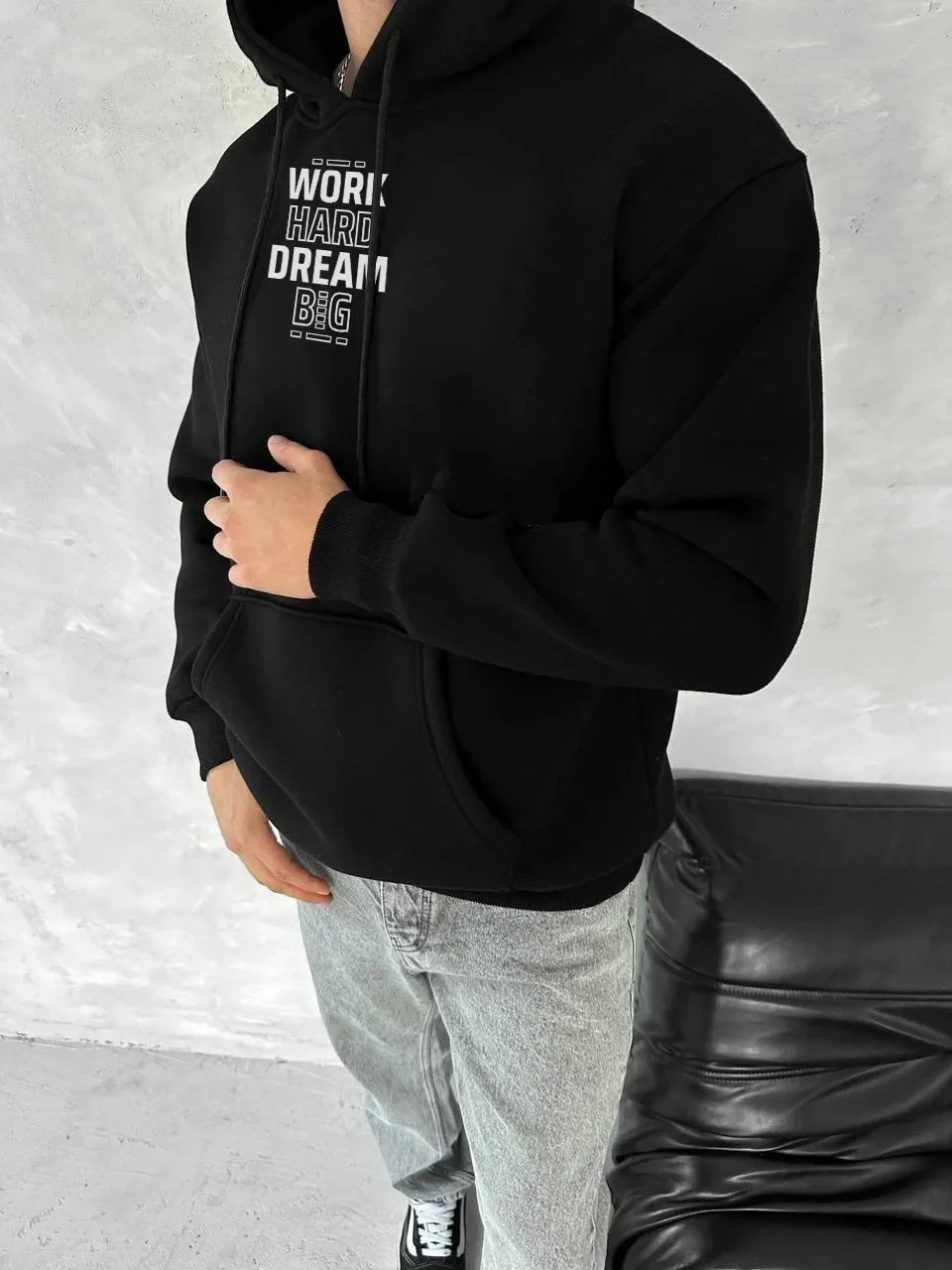 Men's Black 3-Thread Cotton Hooded Kangaroo Pocket Printed Sweatshirt