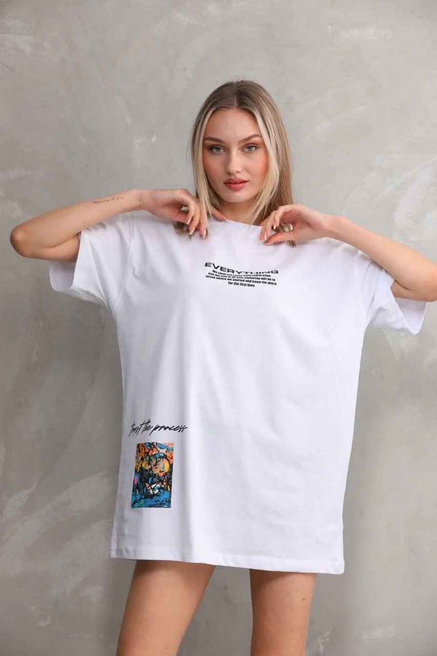 Γυναικείο Λευκό Oversize Στρογγυλό Λαιμό Τυπωμένο Μπλουζάκι