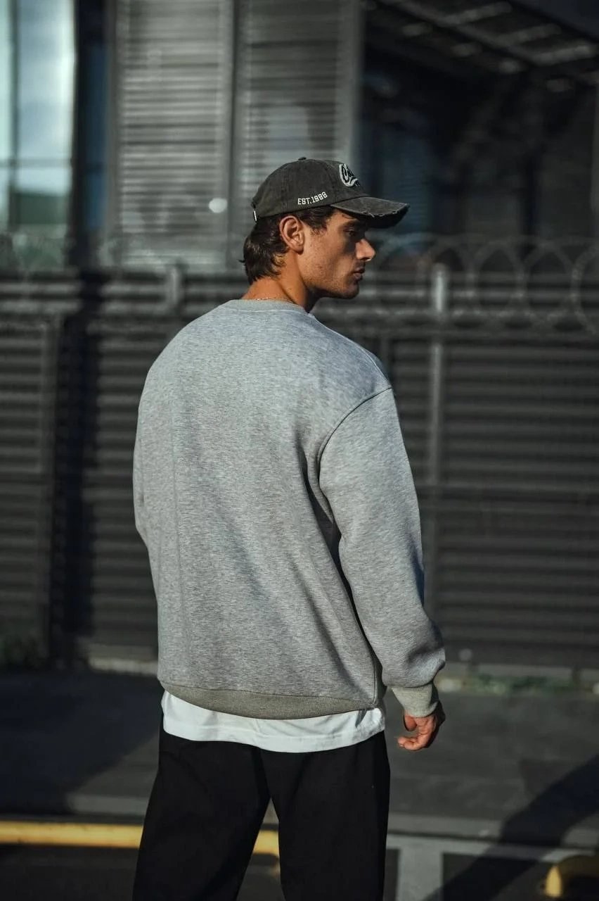 Pánský šedý oversized svetr s kulatým výstřihem, 3-nitný, silný 2