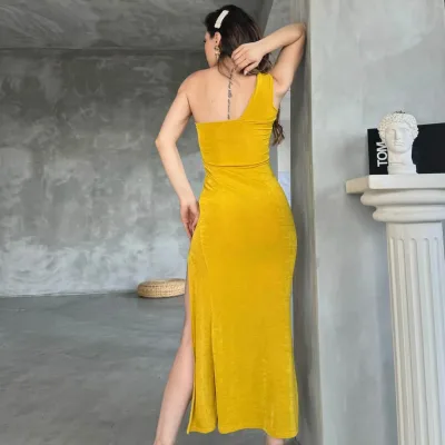 Tek Omuz Derin Yırtmaç Detaylı Buzzy Elbise Xardal 4