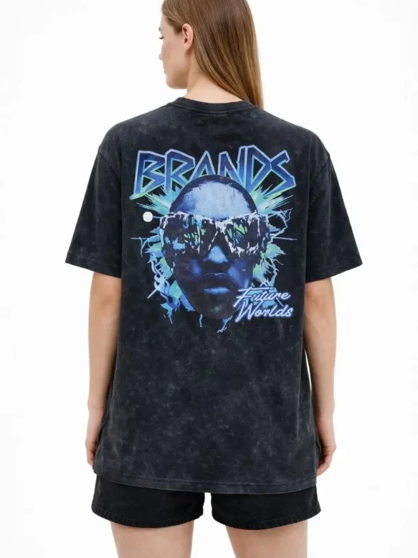 Damski czarny oversize T-shirt z kwasowym wykończeniem, dekolt w serek, krótki rękaw 2