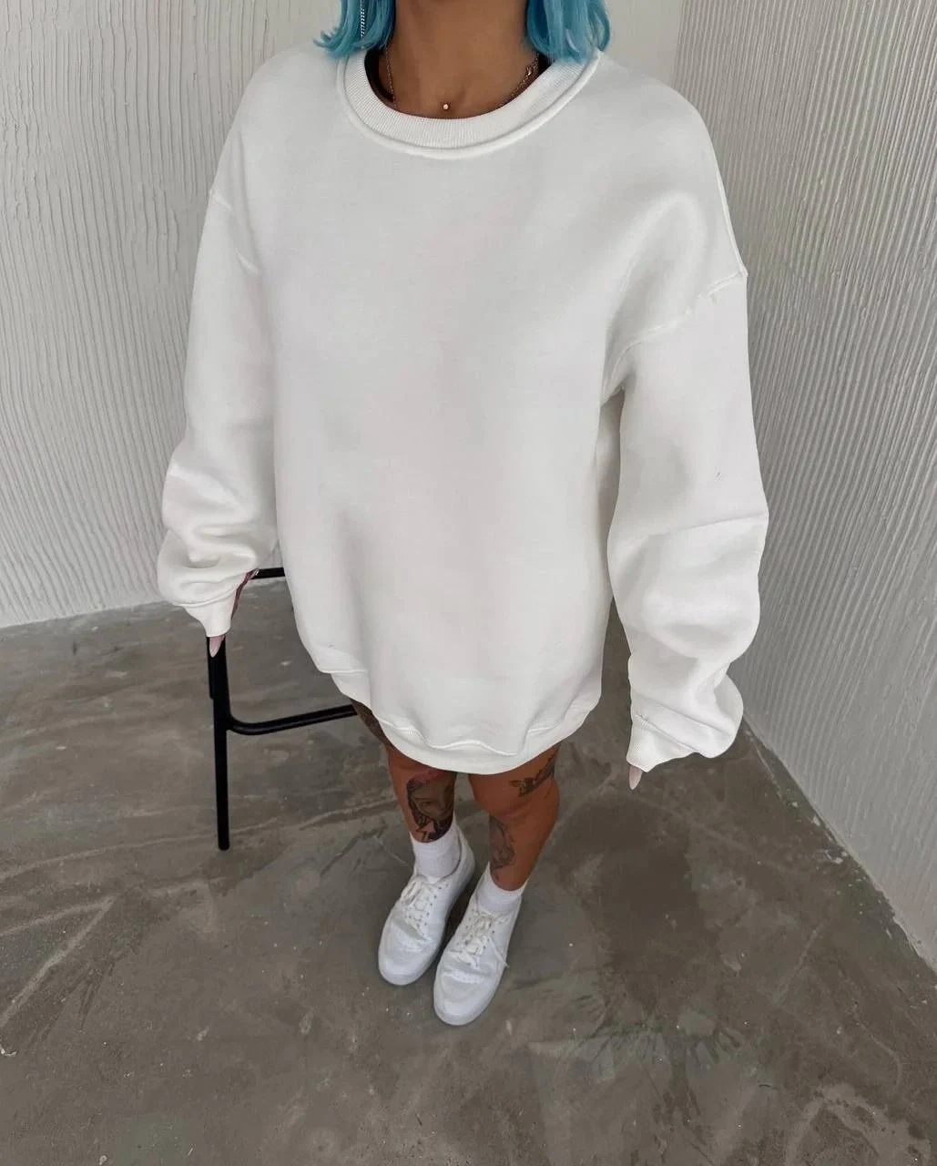 Women's White Scoop Neck 3-Thread Cotton Basic Sweatshirt