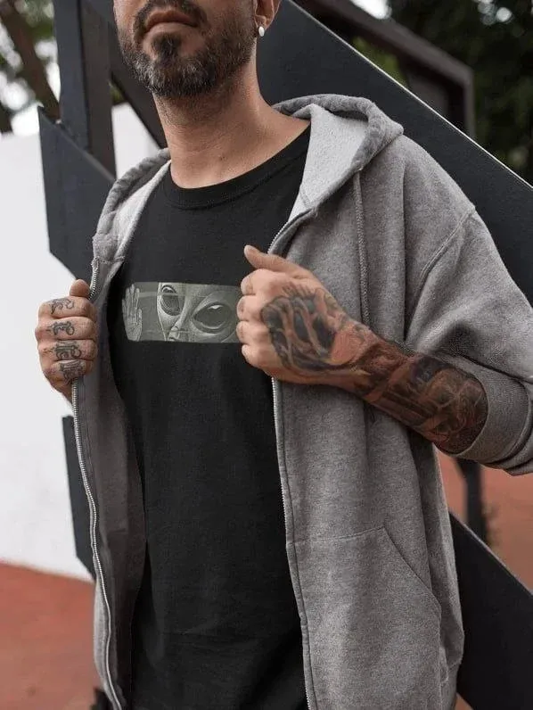 Bluzë verore për meshkuj, e zezë, oversized, me jakë biçiklete dhe printim