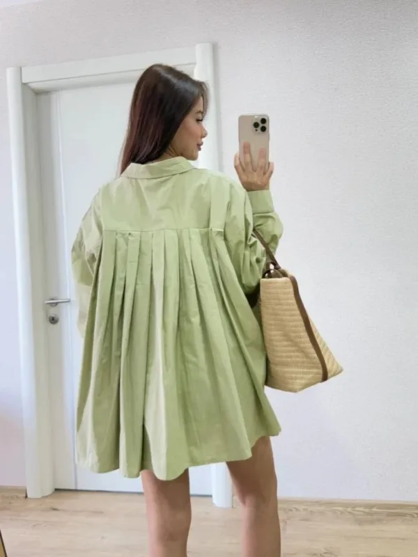 Women's Green Poplin Collar Side Slit Back Dart Detail Shirt 5