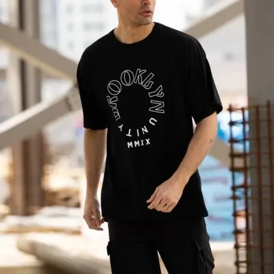 Kişi Qara Regular Fit Bisiklet Yaka Baskılı T-shirt 4