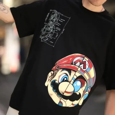 Машки црн oversize велосипед јака со Mario принт маица 3
