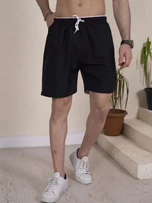 Pánske čierne šortky na more so zipsom, vreckami a sieťovanou podšívkou