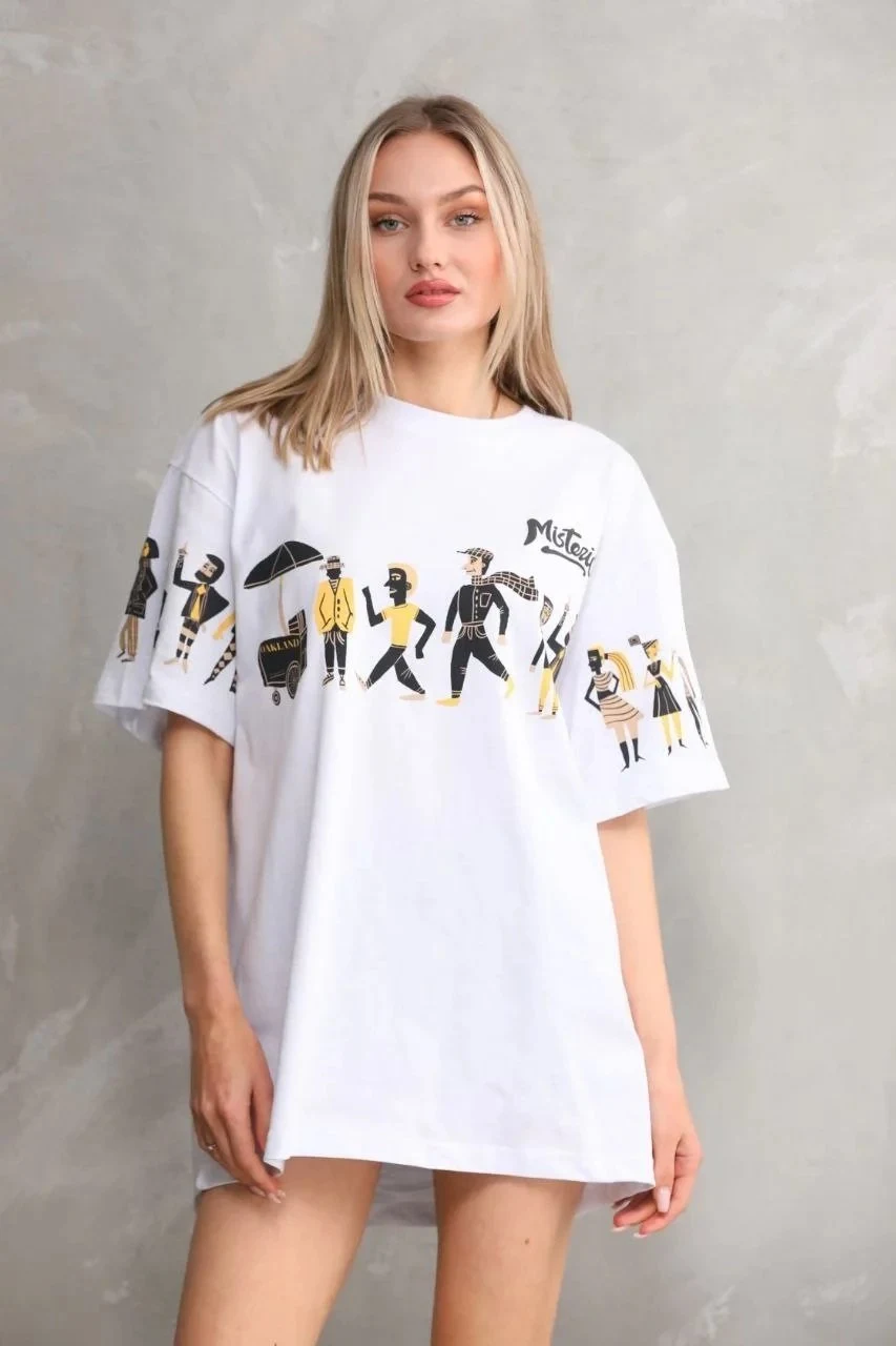 Ženska bela oversize biciklistička kragna printovana majica