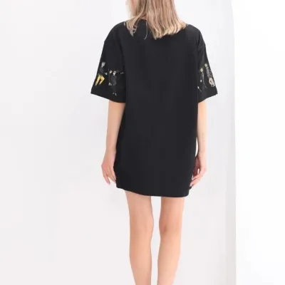 Női Fekete Oversize Kerékpárnyakú Mintás Póló 6