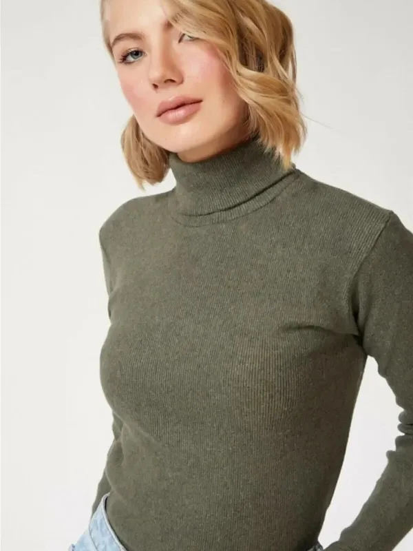 Női khaki bordázott kasmírnyakú spandex body pulóver 1