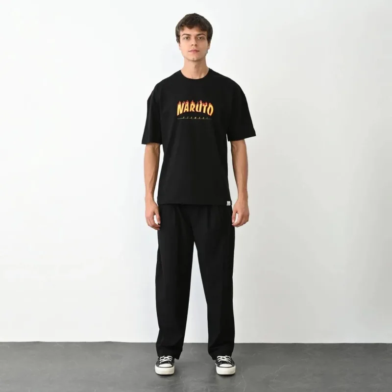 Fekete Regular Fit Kerékpárnyakú Nyomott Póló