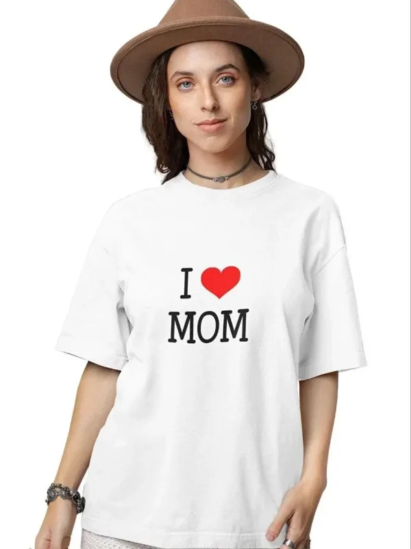 Női fehér oversized biciklinyakas nyomott rövid ujjú póló 1