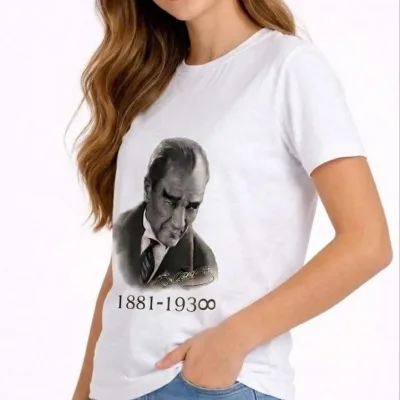 Devojčica Bela Okrugli Izrez Ataturk Print Majica 3