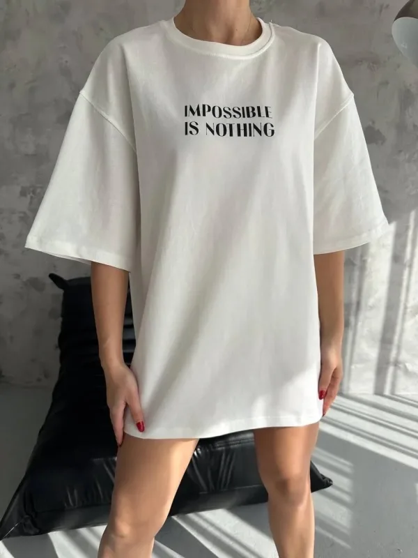 Kadın Beyaz Oversize Bisiklet Yaka Baskılı Kısa Kol Tişört