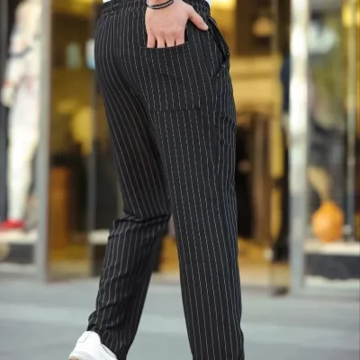 Muške crne prugaste jogger pantalone od krep tkanine 2