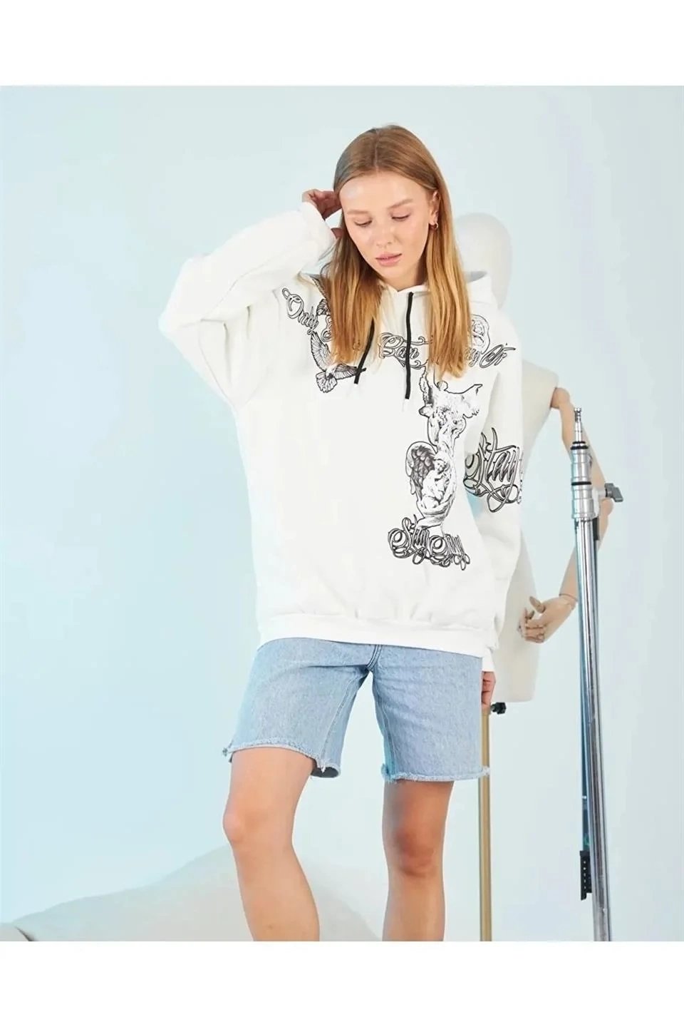 Γυναικείο Μαύρο Oversize Φούτερ με Κουκούλα και Τύπωμα 3 Κλωστή Βαμβακερό