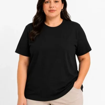 Qadın Qara Oversize Velosiped Yaxalı Basic T-Shirt 1