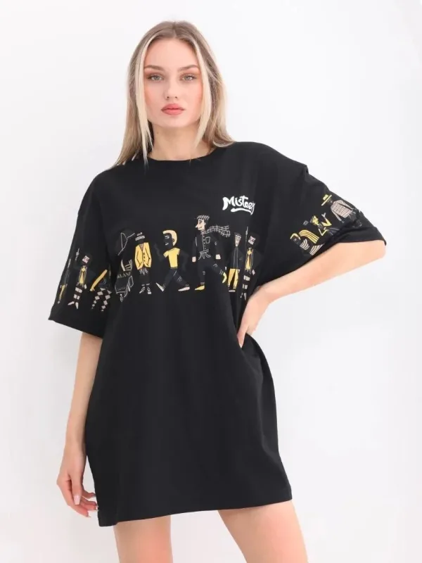 Női Fekete Oversize Kerékpárnyakú Mintás Póló 2