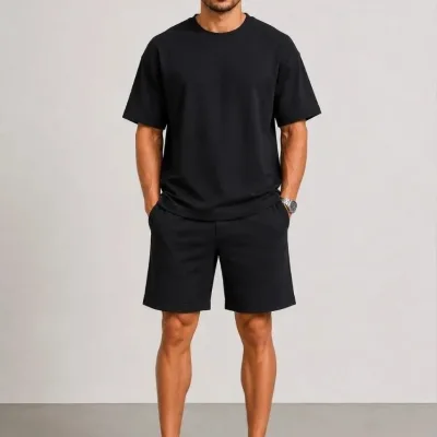 Koma Oversize Reş a Mêran a Bi Modal Nerm û Tekstûr û Bêrîk 3