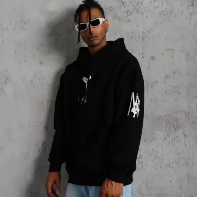 Burrë i zi Oversize 3 fije pambuk me kapuç kanguri të printuar Sweatshirt 3
