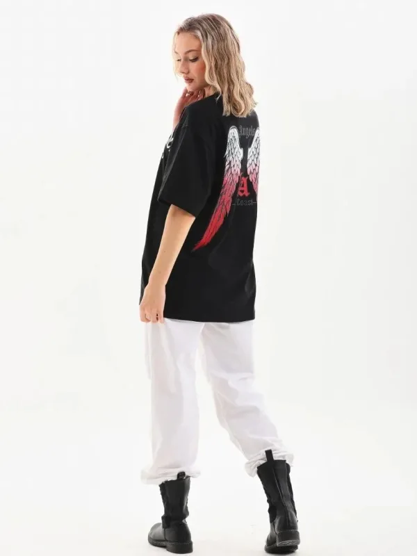 Damski oversize T-shirt czarny, dekolt w serek, nadruk 6