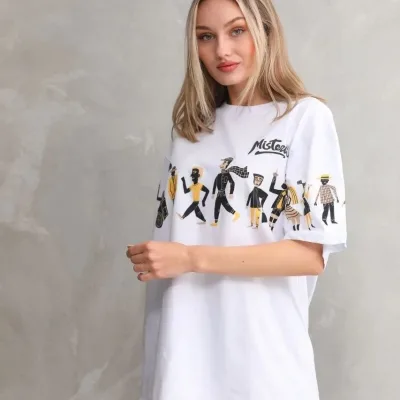 Ženska bela oversize biciklistička kragna printovana majica 5