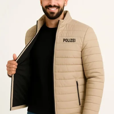 Pánska béžová mikro vodeodolná prešívaná potlačená so zipsom bomber bunda 1