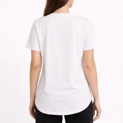 Női Fehér Oversize Kerékpárnyakú Ovális Szabású Basic Póló 2
