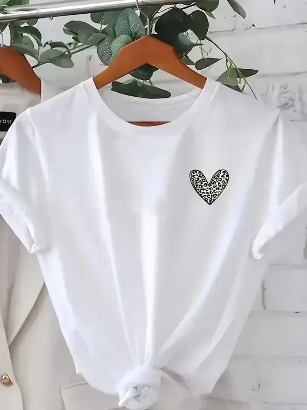 Ženska bela oversized biciklistička kragna srce print majica 2