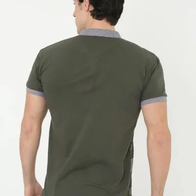 Pánske kaki slim fit polo tričko s potlačou, krátky rukáv 2