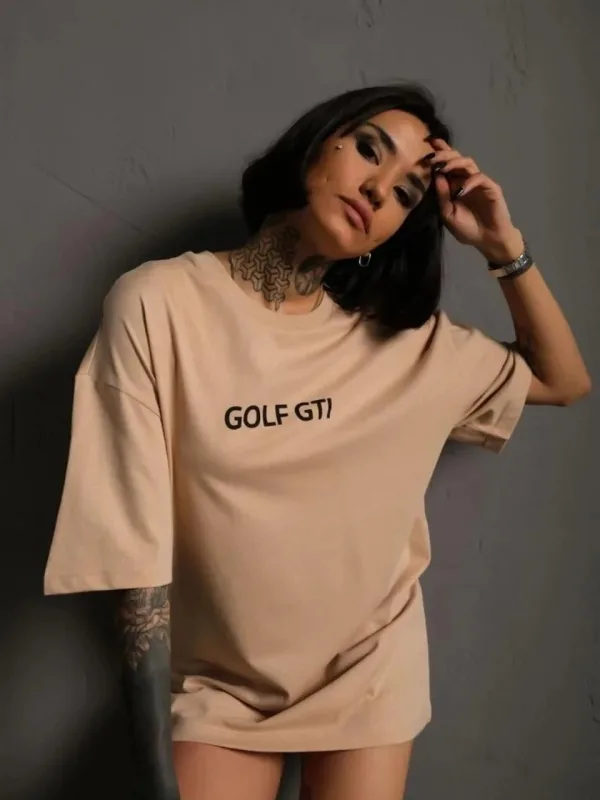 Kadın Bej Oversize Retro Araba Baskılı Tişört 2