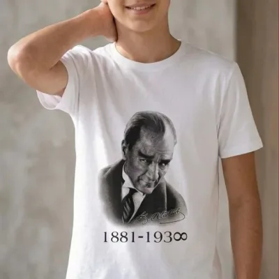Dečak Bela Okrugli Izrez Ataturk Print Majica 1