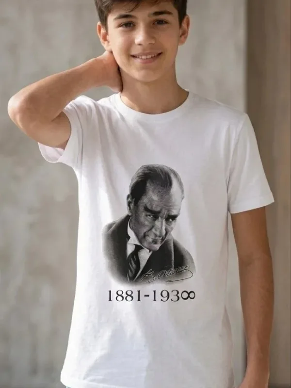Dečak Bela Okrugli Izrez Ataturk Print Majica 1