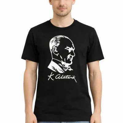 Kişi Qara Atatürk Çapılı Velosiped Yaxalı Köynək 1
