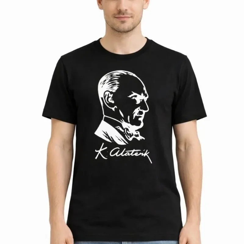 Muška crna majica sa biciklističkim izrezom i Ataturk printom