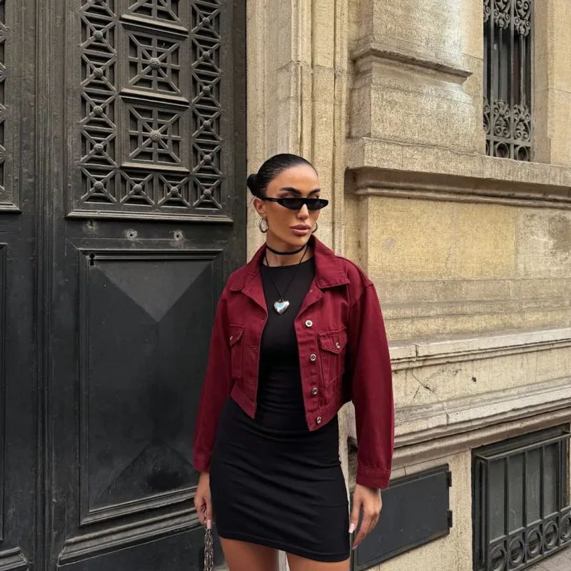 Bordo crop denim jakna s dva džepa