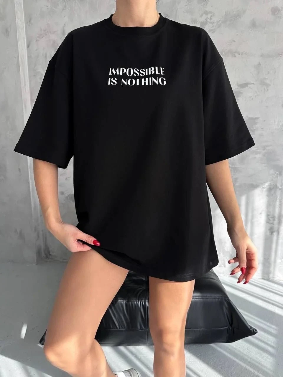 Γυναικείο Μαύρο Oversize Στρογγυλό Λαιμό Τυπωμένο Κοντομάνικο Μπλουζάκι