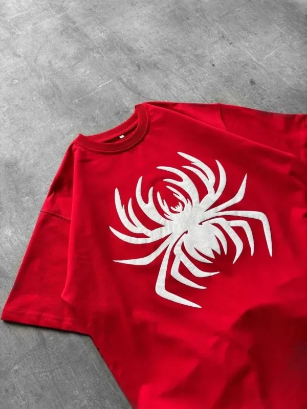 Машка црвена oversize пајак принт бициклистичка јака маица 1