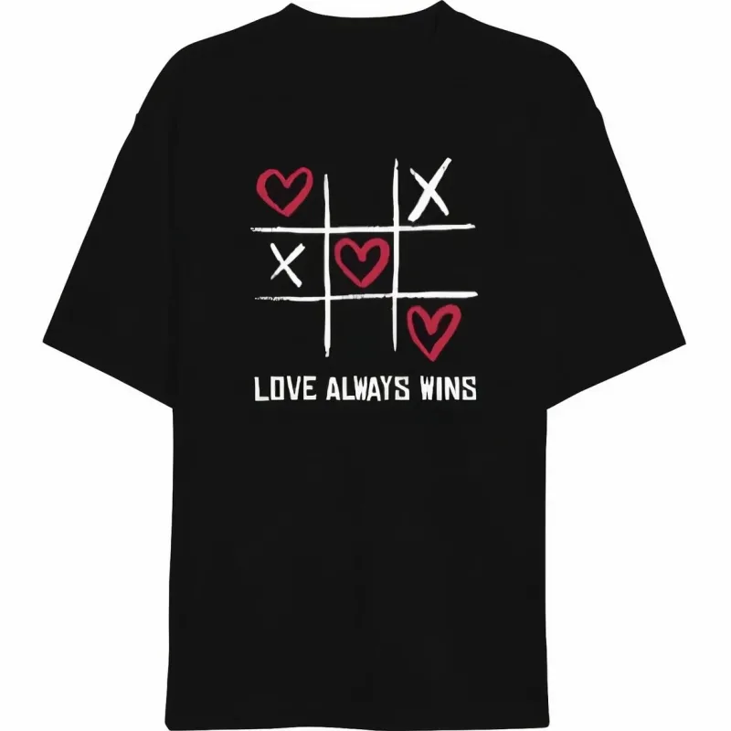 Ženska crna oversized Love Always Wins biciklistička kragna printana majica